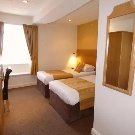 The Old Ginn House Kro Great Clifton