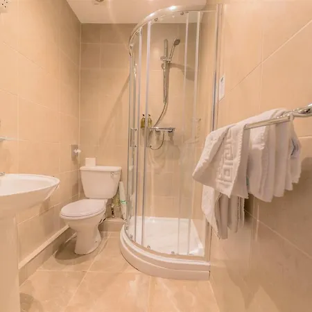 The Old Ginn House 4* Great Clifton